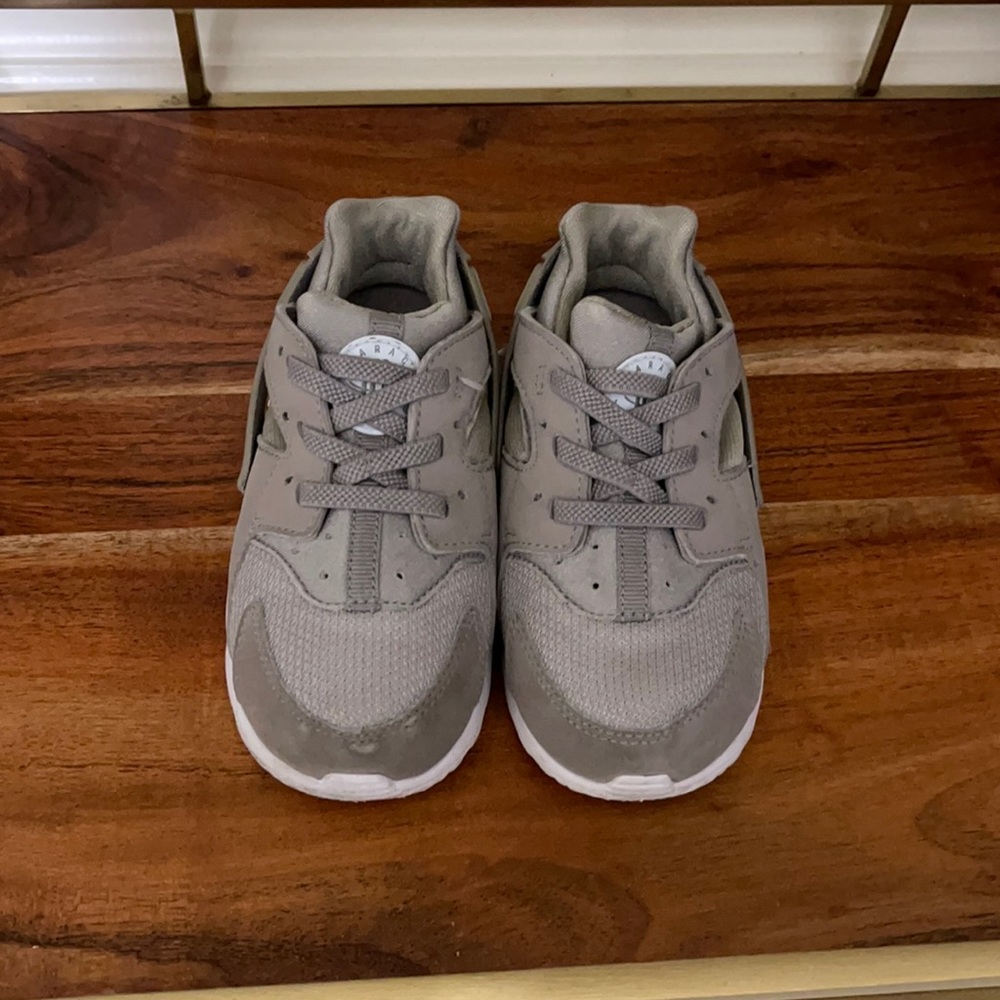Nike kids shoes